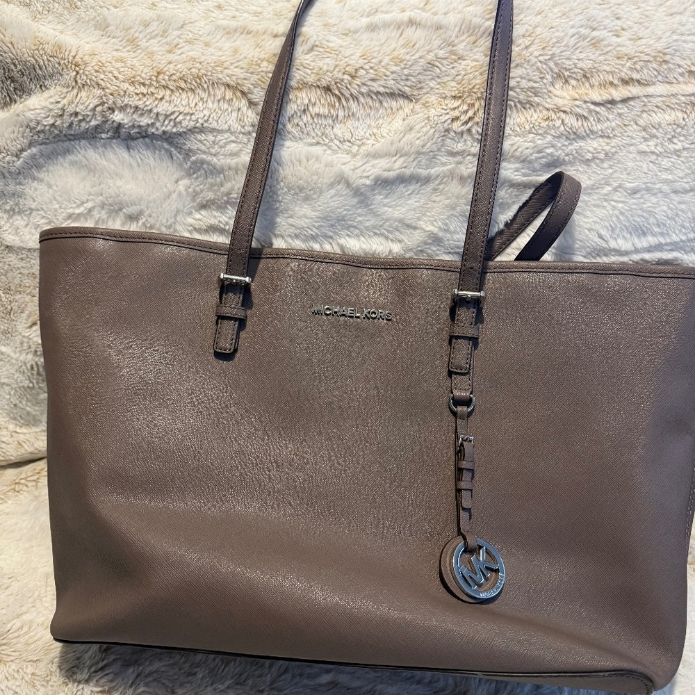 Michael Kors XL Tote with built in laptop sleeve.